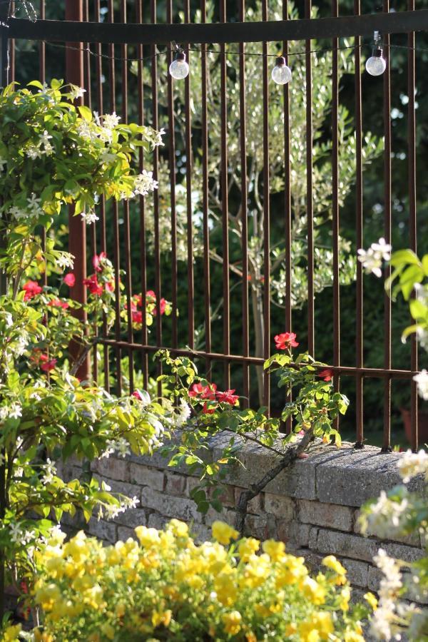 Bed & Breakfast Villa Sant'Andrea 2*